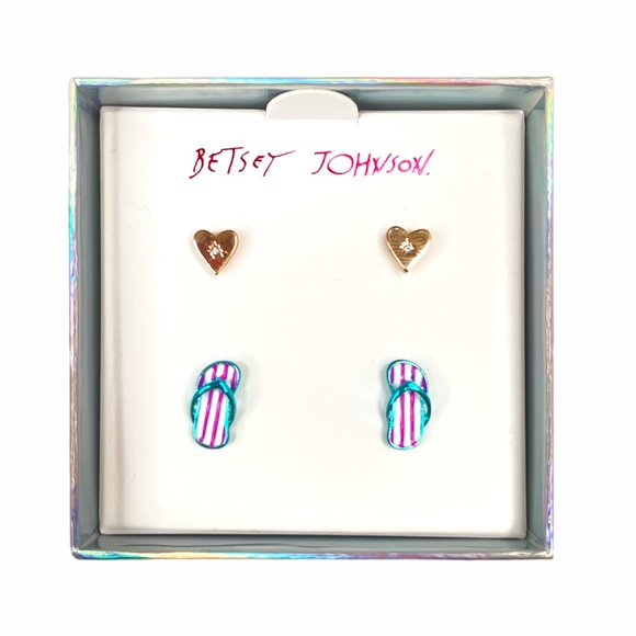 Betsey Johnson Flip Flops & Heart Earrings,White - Picture 5 of 5